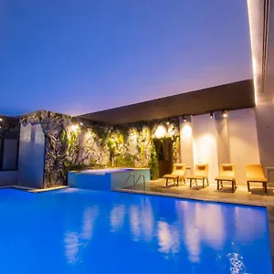 Kocibelli Pool & 4*, Korce Albania