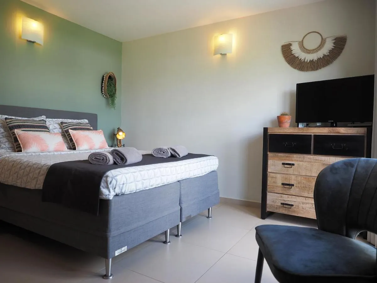 Oasis Guesthouse, Boutique Style Hotel Kralendijk  Guest house Kralendijk (Bonaire)
